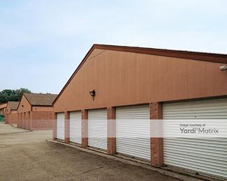 Photo 2 of Milt-s Mini Storage - 3349 Keystone Drive, Omaha, NE