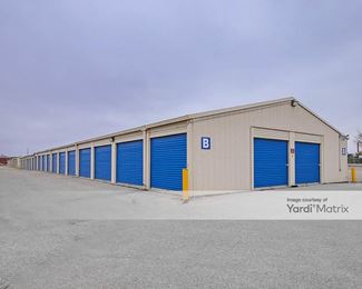 Photo 2 of StorageMart - 6101 Cornhusker Hwy, Lincoln, NE