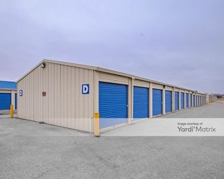 Photo 4 of StorageMart - 6101 Cornhusker Hwy, Lincoln, NE