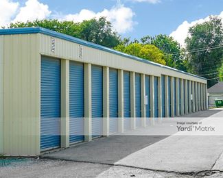 Photo 2 of Red Self Storage - 2105 South 56th Street, Omaha, NE
