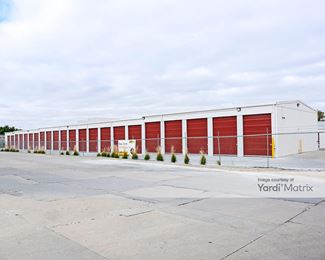 Photo 2 of StorageMart - 14005 Industrial Road, Omaha, NE