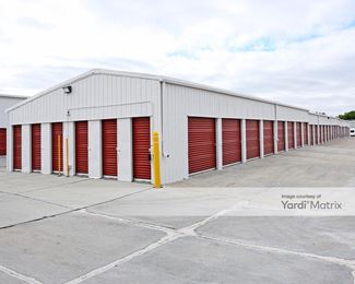 Photo 5 of StorageMart - 14005 Industrial Road, Omaha, NE