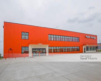 Photo 3 of Public Storage - 20809 Cumberland Drive, Elkhorn, NE