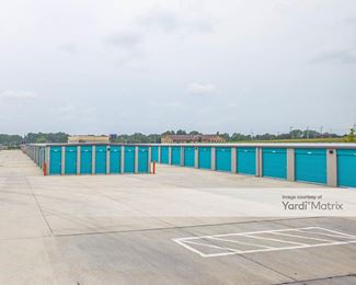Photo 4 of Public Storage - 20809 Cumberland Drive, Elkhorn, NE