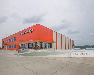 Photo 6 of Public Storage - 20809 Cumberland Drive, Elkhorn, NE