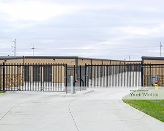 Photo 1 of Extra Space Storage - 18025 Drexel Street, Omaha, NE
