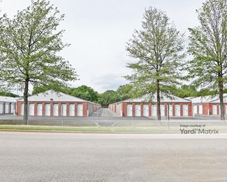 Photo 4 of U-Stor Self Storage - 4530 Millbranch Road, Memphis, TN