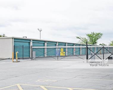 Storage Units for Rent available at 4649 Kirby Pkwy, Memphis, TN 38141