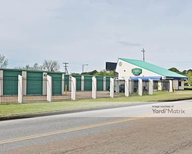Storage Units for Rent available at 1235 Gateway Drive, Memphis, TN 38116