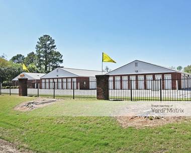 Storage Units for Rent available at 5570 Summer Avenue, Memphis, TN 38134