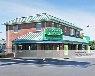 Photo 1 of Extra Space Storage - 381 North Germantown Pkwy, Cordova, TN