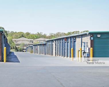 Storage Units for Rent available at 381 North Germantown Pkwy, Cordova, TN 38018