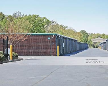 Storage Units for Rent available at 381 North Germantown Pkwy, Cordova, TN 38018