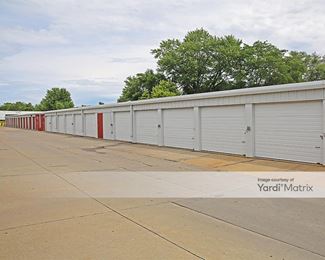 Photo 5 of StorageMart - 4043 East 14th Street, Des Moines, IA