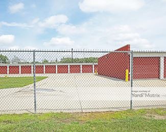 Photo 5 of StorageMart - 6525 Center Street, Windsor Heights, IA