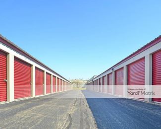 Photo 2 of KO Storage - 2325 Pinehurst Drive, Middleton, WI