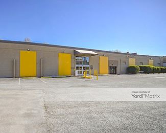 Photo 4 of Storage Rentals of America - 5800 Brookshire Blvd, Charlotte, NC