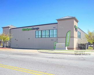 Photo 2 of Extra Space Storage - 550 Cox Road, Gastonia, NC
