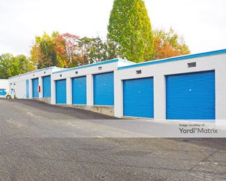 Photo 4 of Mini Storage Center, The - 2318 Freedom Drive, Charlotte, NC