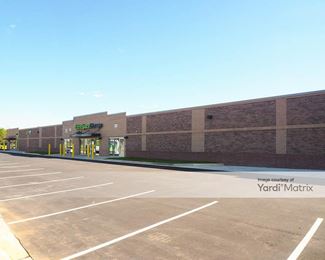 Photo 2 of Extra Space Storage - 5801 West WT Harris Blvd, Charlotte, NC