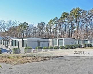 Photo 3 of American Flag Self Storage - 1102 Merritt Drive, Greensboro, NC