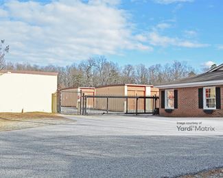 Photo 3 of 10 Federal Self Storage - 606 Greensboro Road, High Point, NC