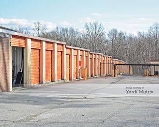 Photo 5 of 10 Federal Self Storage - 606 Greensboro Road, High Point, NC