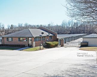 Photo 3 of American Flag Self Storage - 1127 West Vandalia Road, Greensboro, NC