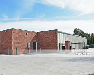Photo 3 of American Flag Self Storage - 5717 Inman Road, Greensboro, NC