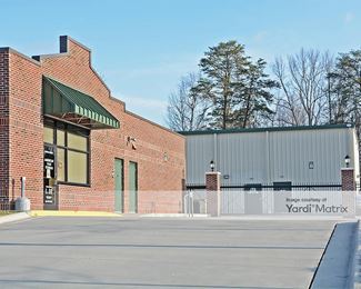Photo 2 of American Flag Self Storage - 3815 Reynolda Road, Winston-Salem, NC