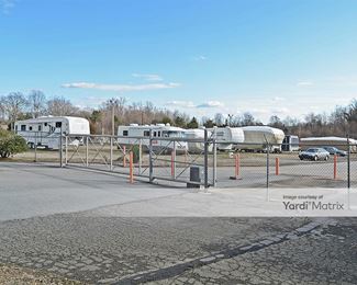Photo 3 of High Point Self Storage - 908 Greensboro Road, High Point, NC