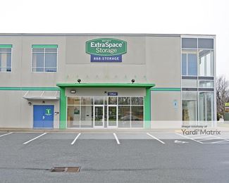 Photo 4 of Extra Space Storage - 3939 West Market Street, Greensboro, NC