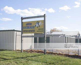 Photo 4 of Airport Storage - 5000 South Nicholson Avenue, Cudahy, WI