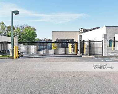 Storage Units for Rent available at 395 Union Avenue, Memphis, TN 38103