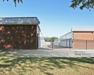 Photo 4 of Extra Space Storage - 6105 Apple Tree Drive, Memphis, TN