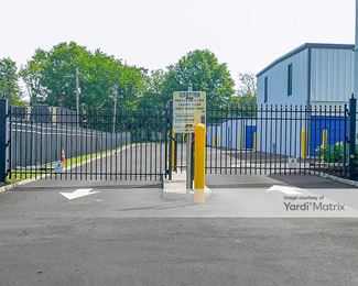 Photo 2 of SecureSpace Self Storage - 1635 Stelton Road, Piscataway, NJ