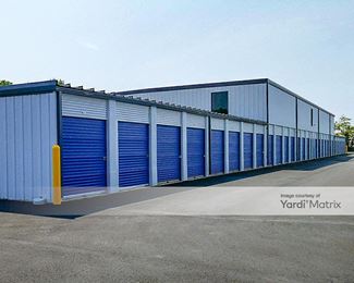 Photo 3 of SecureSpace Self Storage - 1635 Stelton Road, Piscataway, NJ