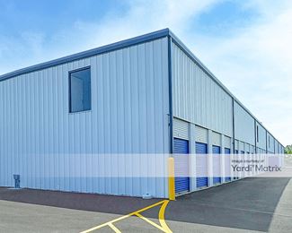 Photo 4 of SecureSpace Self Storage - 1635 Stelton Road, Piscataway, NJ