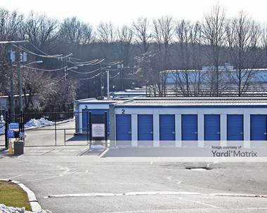 Storage Units for Rent available at 135 Amboy Avenue, Woodbridge, NJ 07095