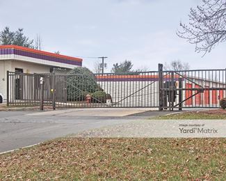 Photo 4 of Public Storage - 1204 How Lane, North Brunswick, NJ