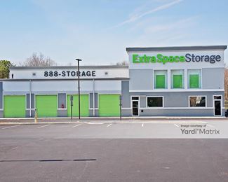 Photo 3 of Extra Space Storage - 1864 US- 9, Toms River, NJ