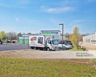 Photo 4 of Extra Space Storage - 1864 US- 9, Toms River, NJ