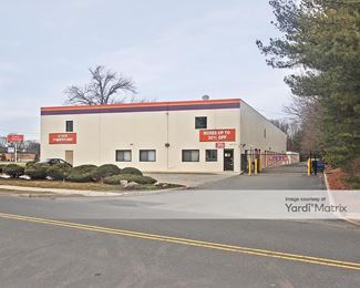 Photo 2 of Public Storage - 289 Old Post Road, Edison, NJ