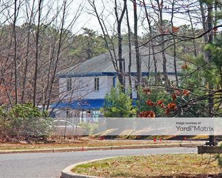 Photo 2 of CubeSmart Self Storage - 925 New Hampshire Avenue, Lakewood, NJ