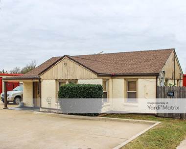 Storage Units for Rent available at 3415 North MacArthur Blvd, Warr Acres, OK 73122