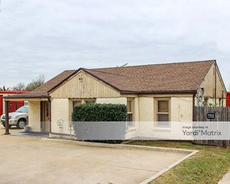 Photo 1 of Eagle Crest Mini Storage - 3415 North MacArthur Blvd, Warr Acres, OK