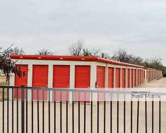 Photo 3 of Eagle Crest Mini Storage - 3415 North MacArthur Blvd, Warr Acres, OK