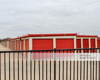 Photo 4 of Eagle Crest Mini Storage - 3415 North MacArthur Blvd, Warr Acres, OK