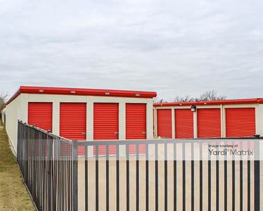Storage Units for Rent available at 3415 North MacArthur Blvd, Warr Acres, OK 73122