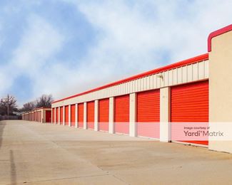 Photo 4 of La Sill Mini Storage Complex - 2002 NW Ft Sill Blvd, Lawton, OK